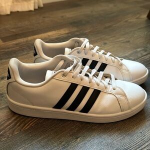 Adidas Neo Cloudfoam Mens Size 10.5 White Black Sneakers